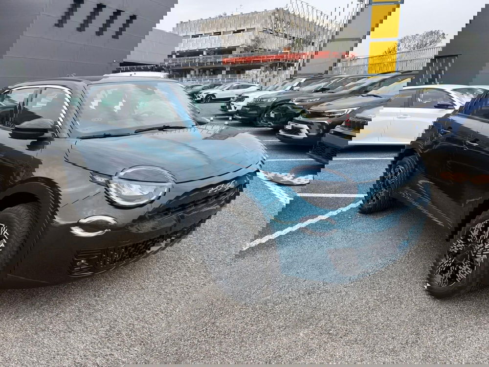 Fiat 600 nuova a Milano (3)