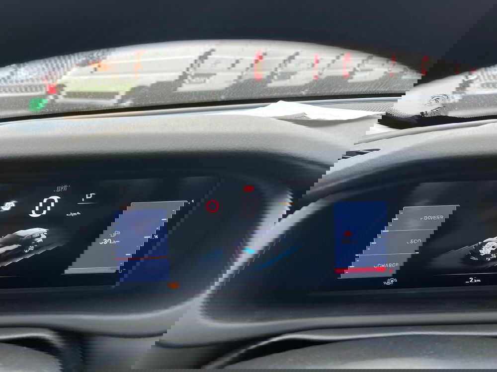 Jeep Avenger nuova a Milano (6)