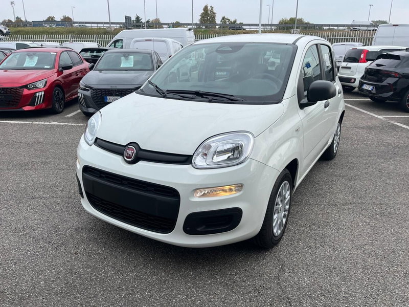 Fiat Panda Cross nuova a Milano