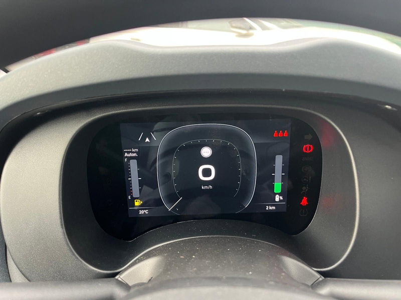 Fiat Panda Cross nuova a Milano (18)