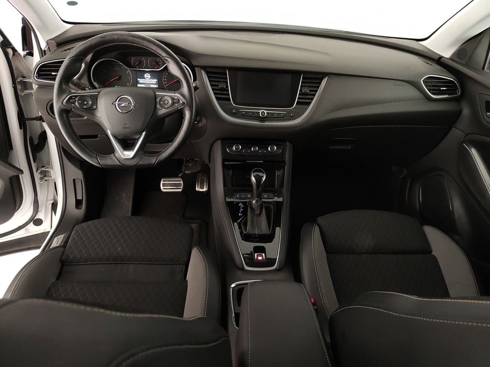Opel Grandland X usata a Caserta (16)
