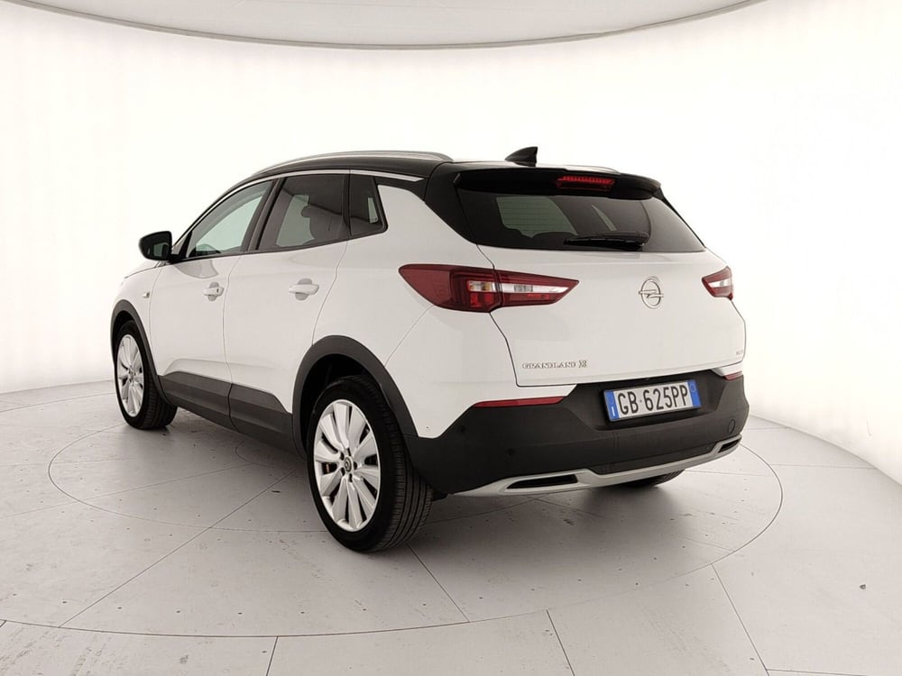 Opel Grandland X usata a Caserta (4)