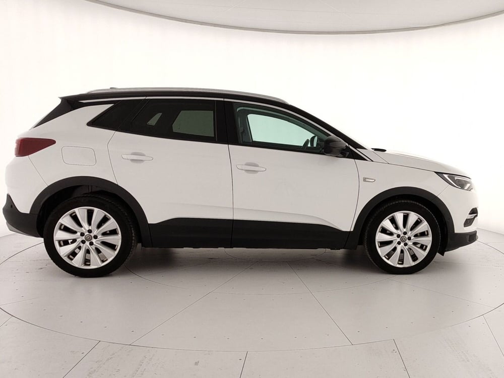 Opel Grandland X usata a Caserta (7)