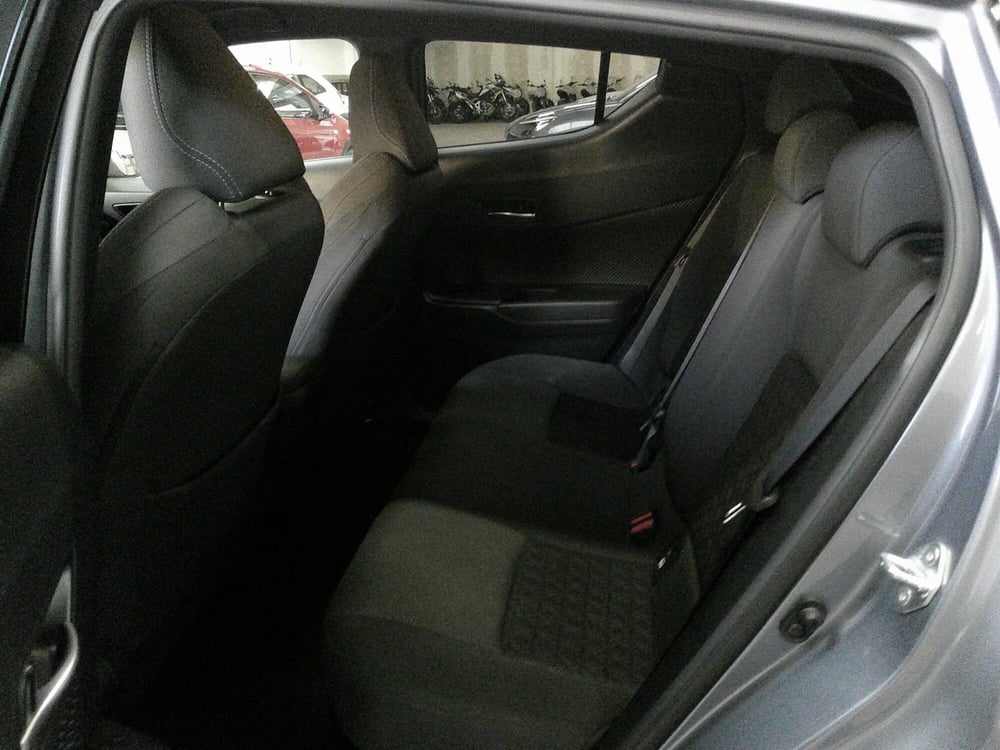 Toyota Toyota C-HR usata a Treviso (11)