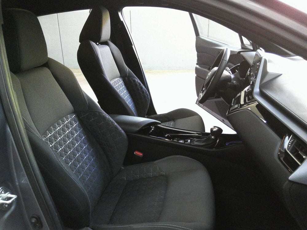 Toyota Toyota C-HR usata a Treviso (14)