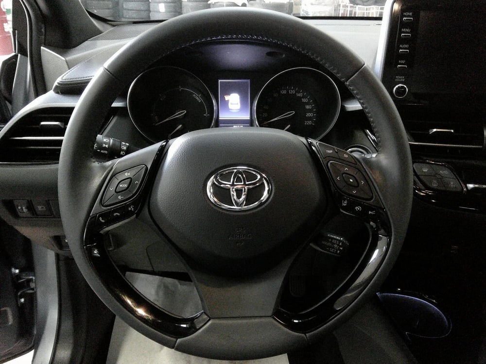 Toyota Toyota C-HR usata a Treviso (17)