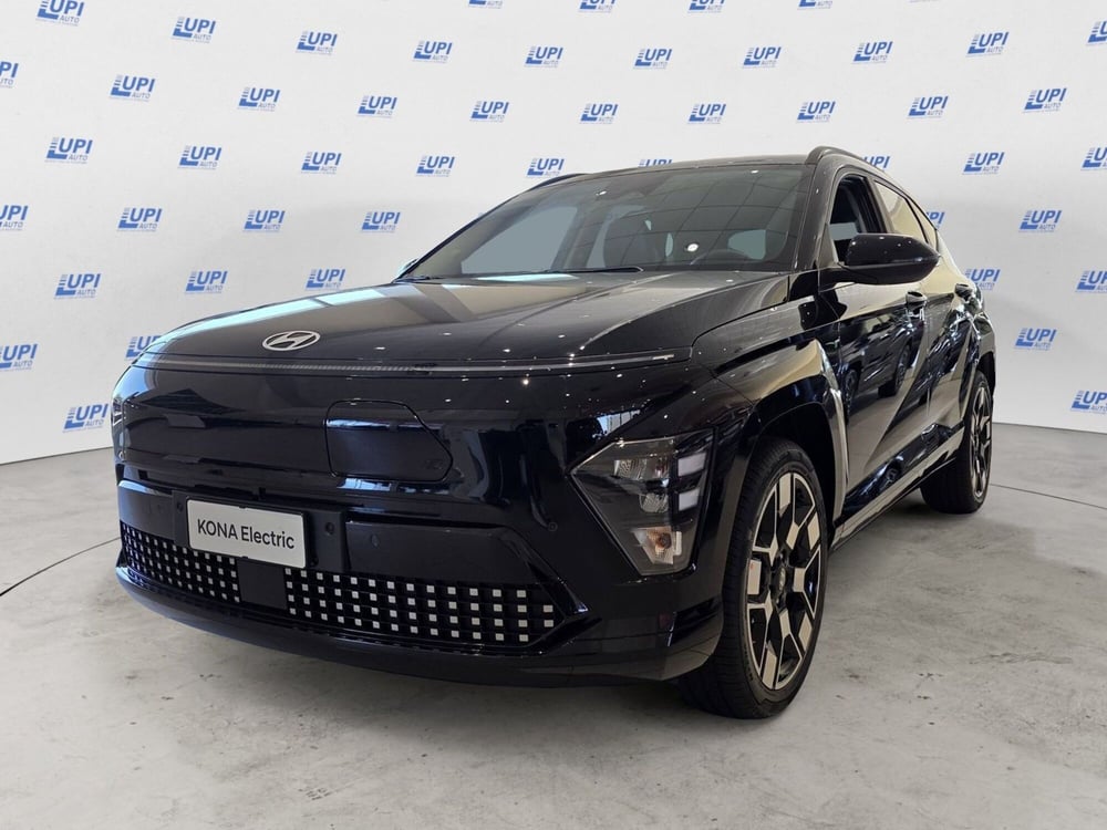 Hyundai Kona nuova a Pistoia