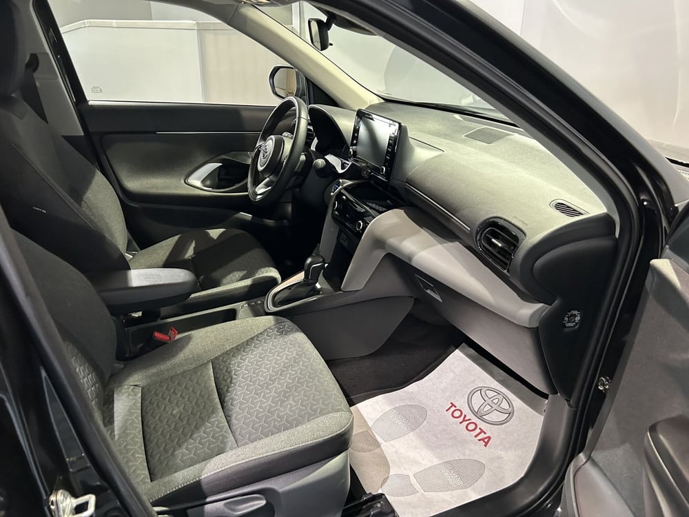 Toyota Yaris Cross usata a Milano (7)