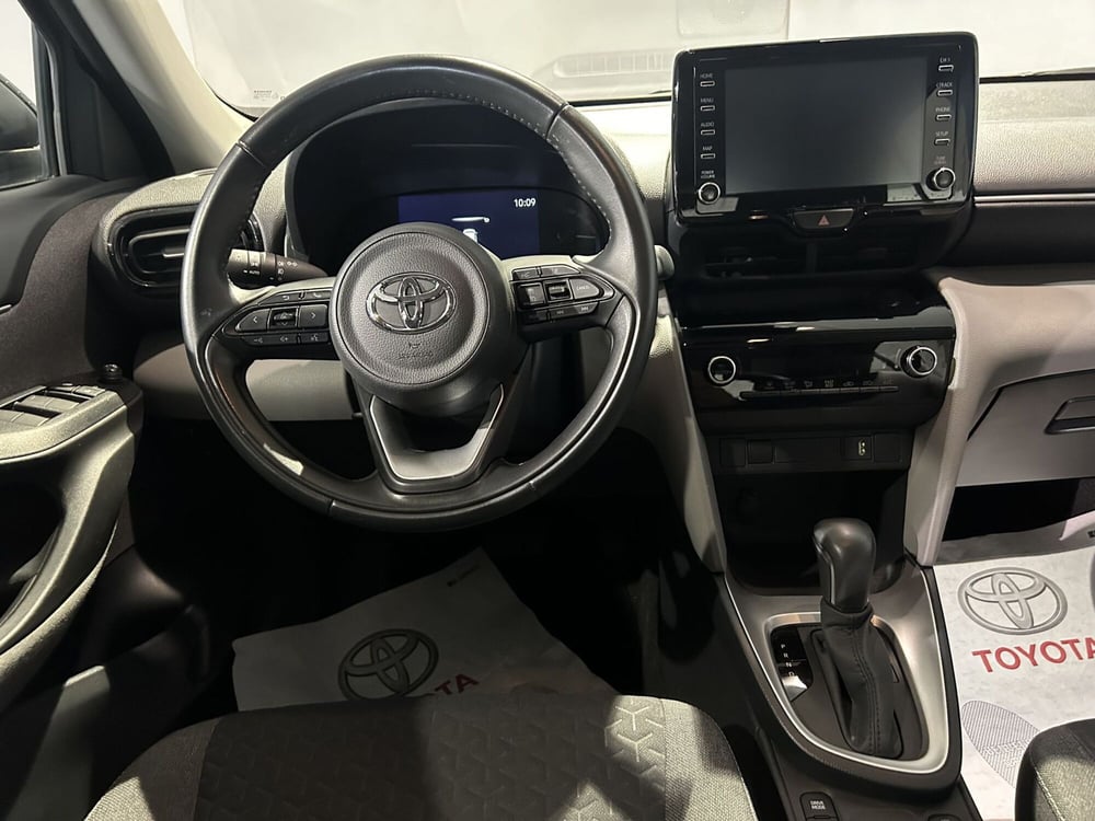 Toyota Yaris Cross usata a Milano (9)