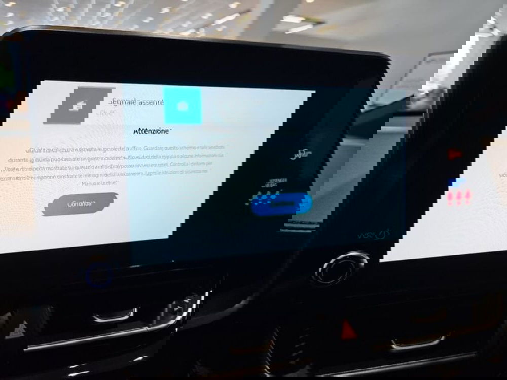 Toyota Toyota C-HR nuova a Vicenza (10)