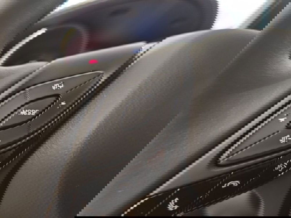 Toyota Toyota C-HR nuova a Vicenza (13)