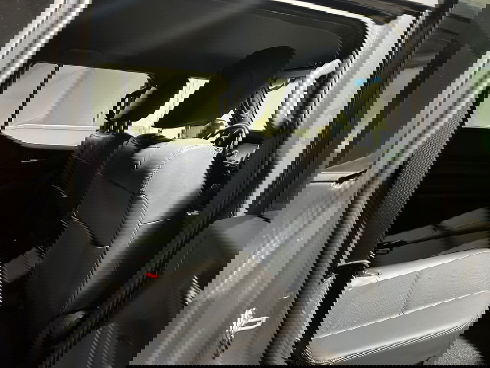 Toyota Land Cruiser nuova a Milano (11)