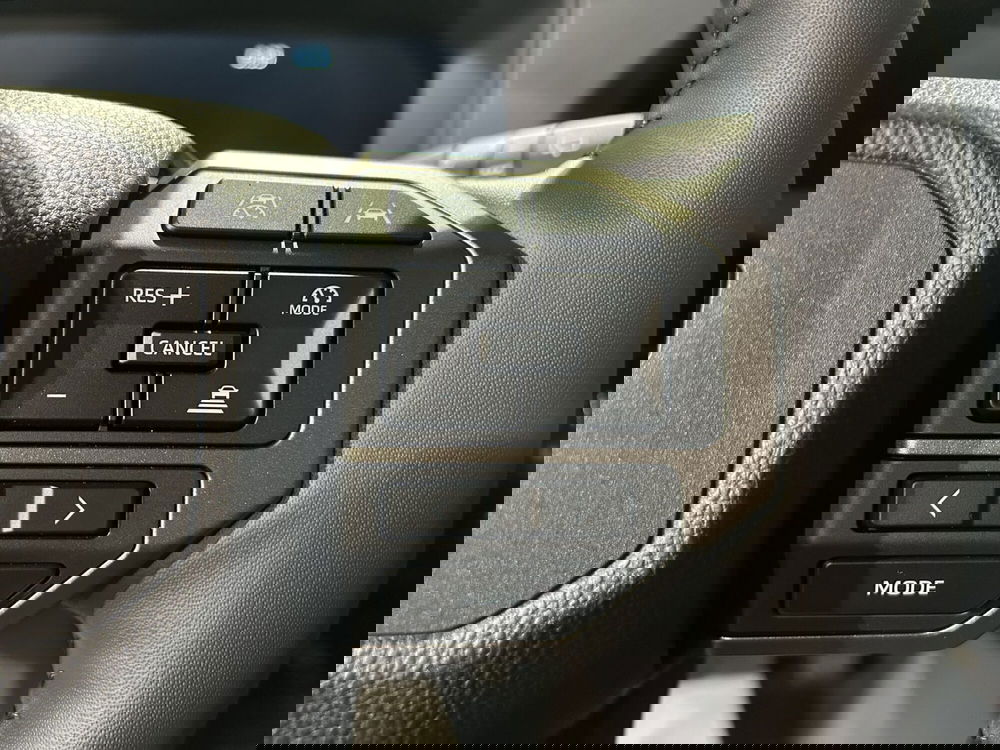 Toyota Land Cruiser nuova a Milano (17)