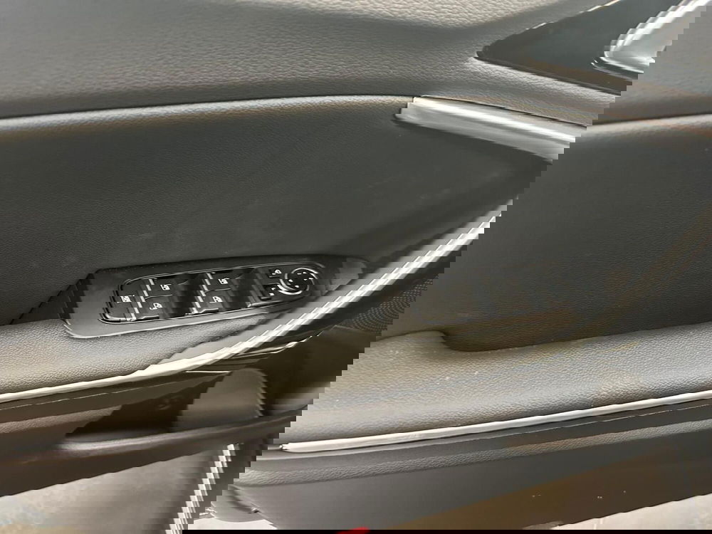 Kia XCeed nuova a Napoli (15)