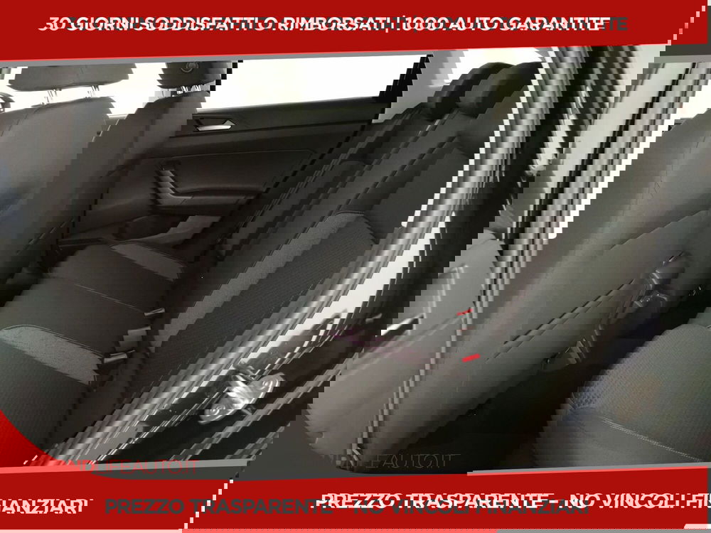 Volkswagen Taigo nuova a Chieti (6)