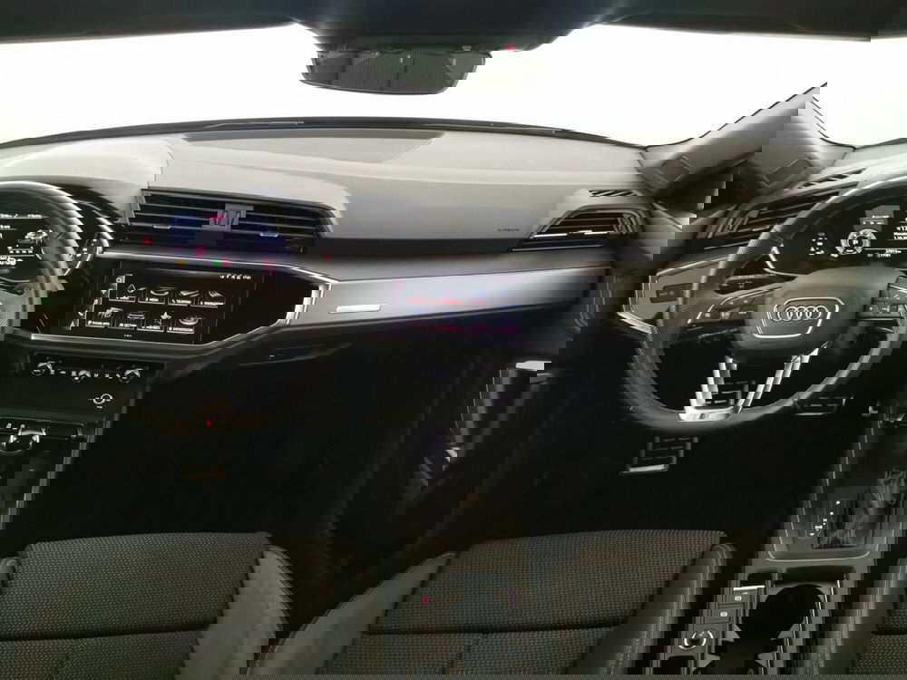 Audi Q3 nuova a Chieti (8)