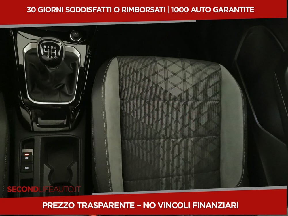 Volkswagen T-Roc nuova a Chieti (18)