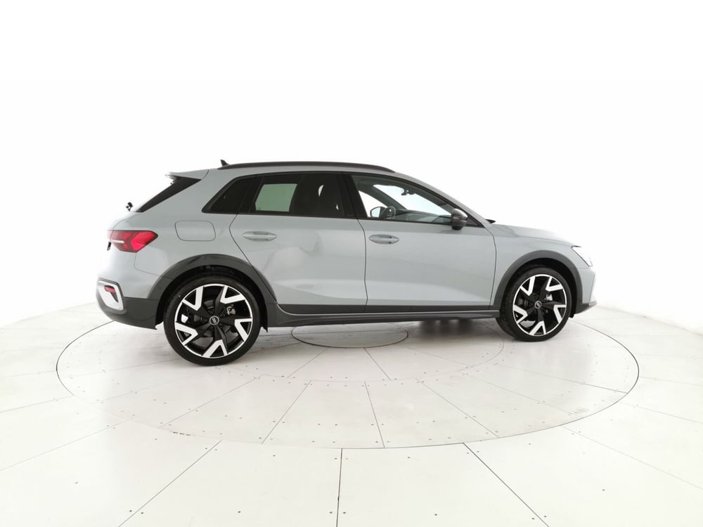 Audi A3 allstreet nuova a Chieti (4)