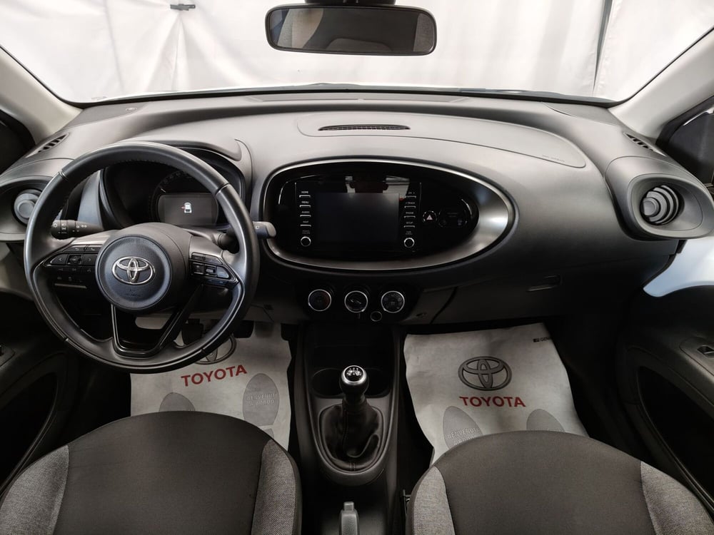Toyota Aygo X usata a Roma (9)