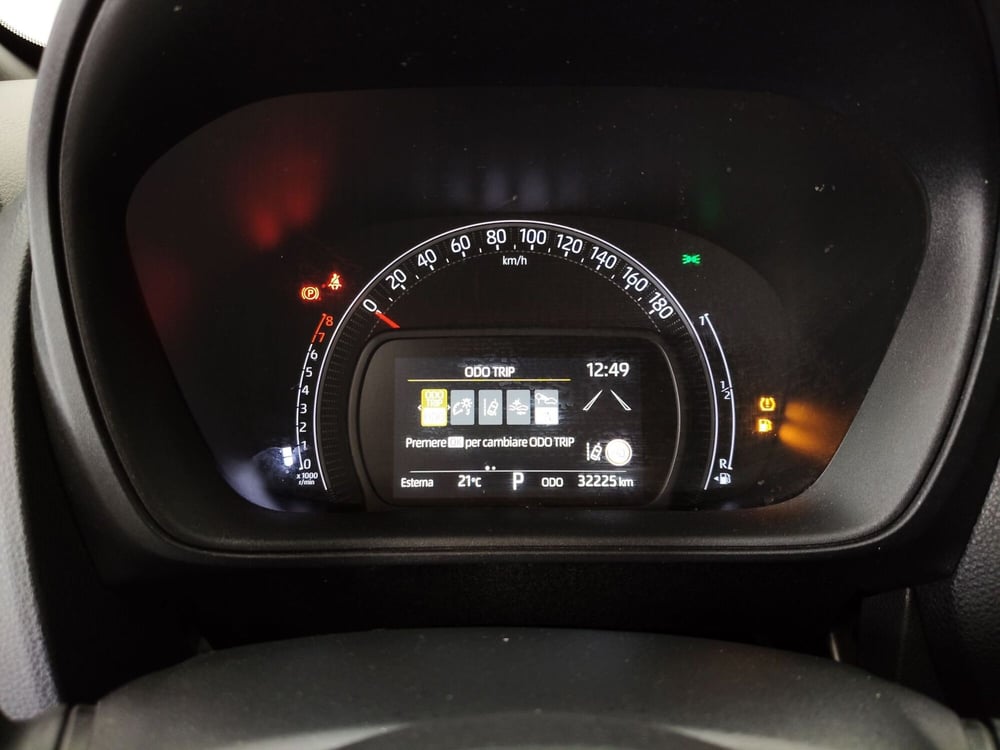 Toyota Aygo X usata a Roma (15)