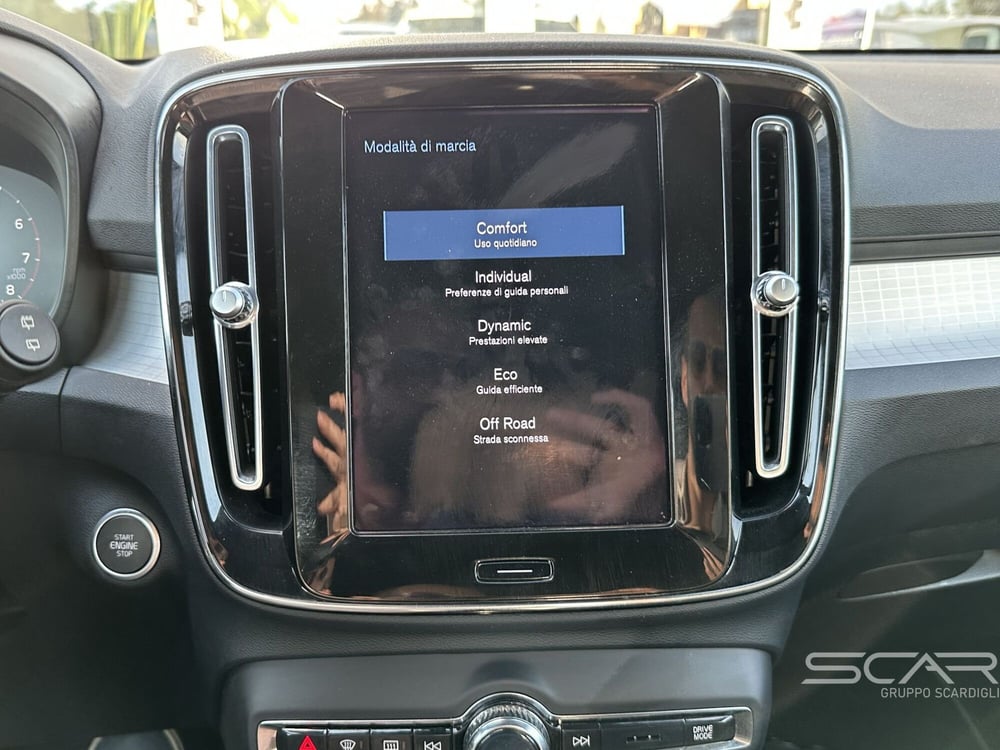 Volvo XC40 usata a Livorno (16)