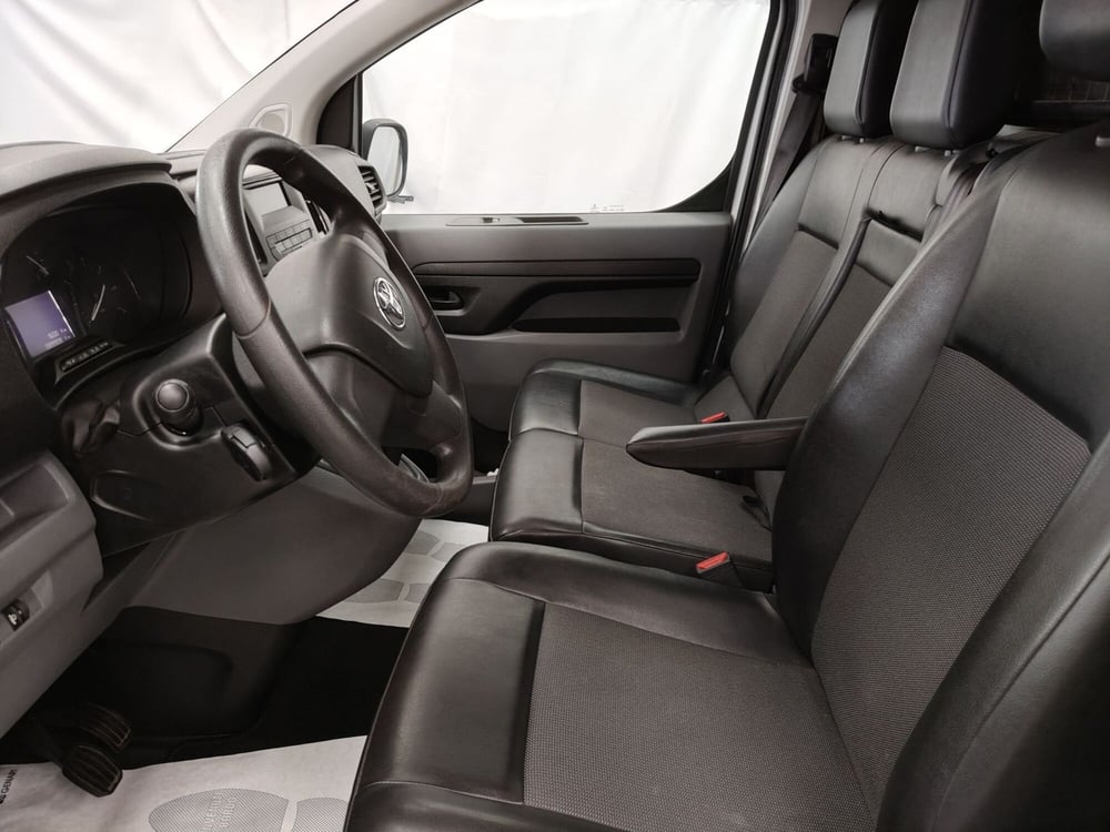 Toyota Proace usata a Roma (14)