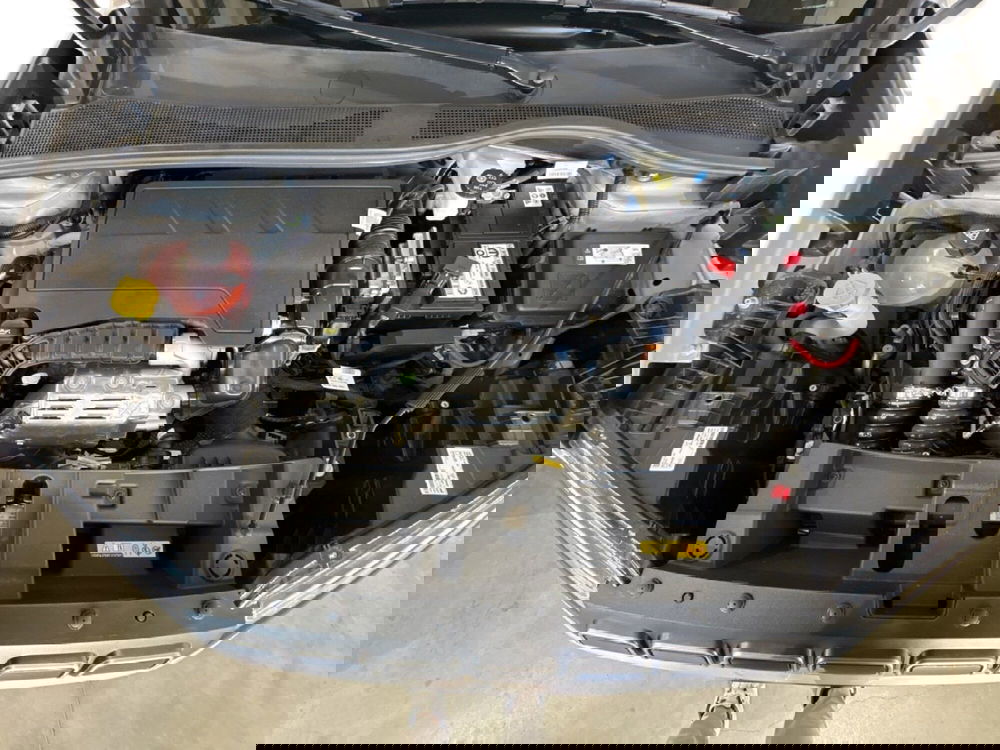 Jeep Avenger nuova a Agrigento (13)