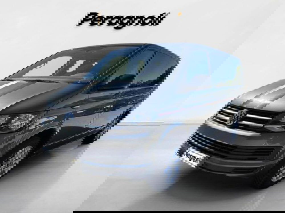 Volkswagen Multivan usata a Firenze