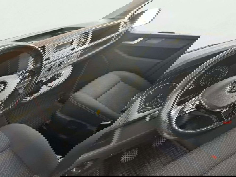 Volkswagen Multivan usata a Firenze (11)