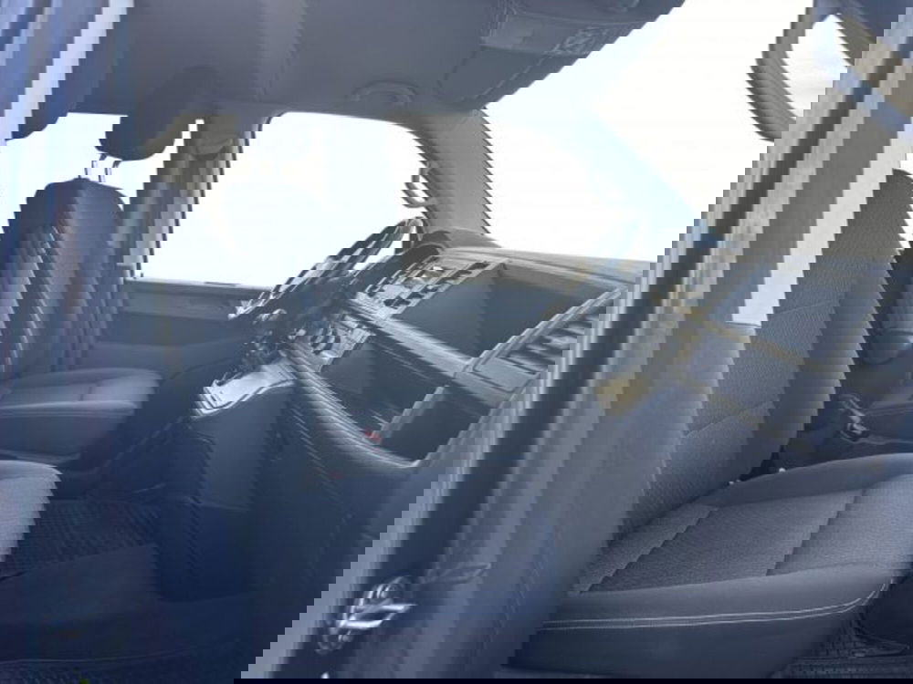 Volkswagen Multivan usata a Firenze (6)