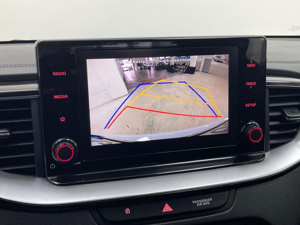 Kia XCeed usata a Como (16)