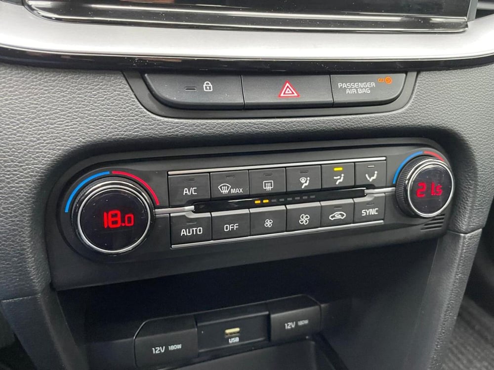 Kia XCeed usata a Como (17)