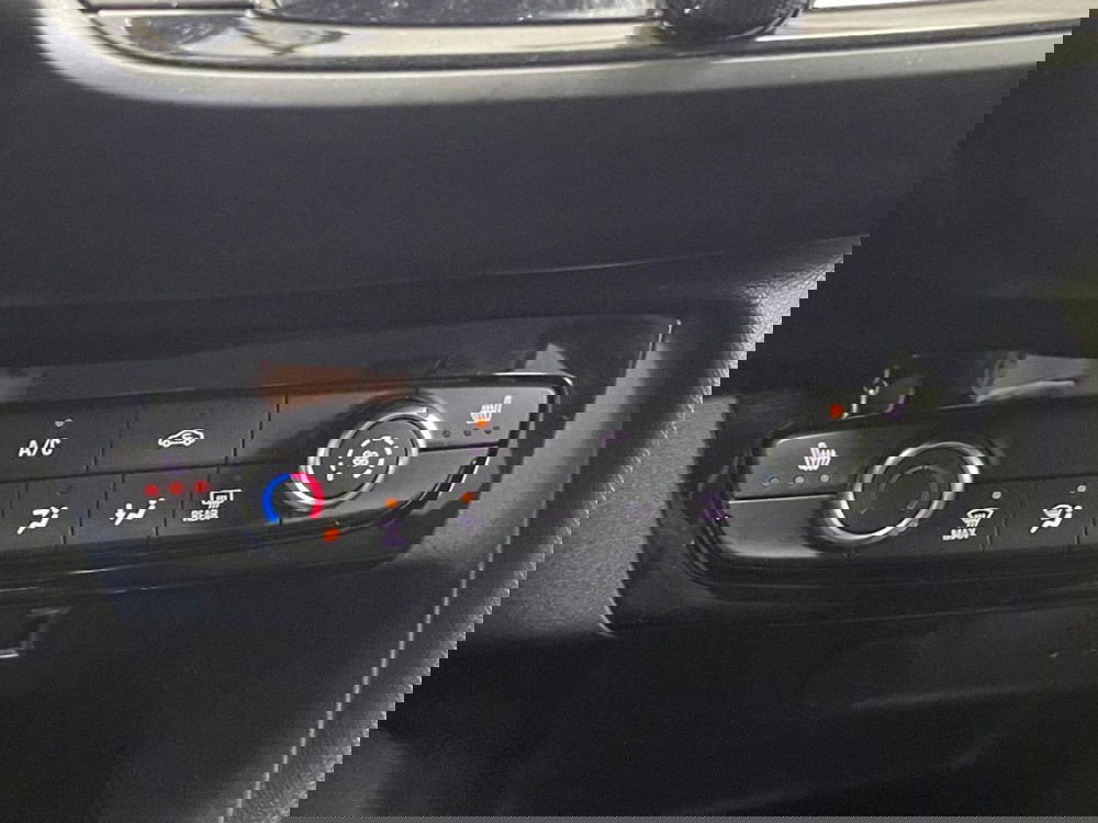Opel Corsa usata a Como (17)