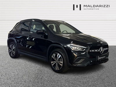 Mercedes-Benz GLA SUV 180 d Automatic Sport Plus del 2022 usata a Lecce