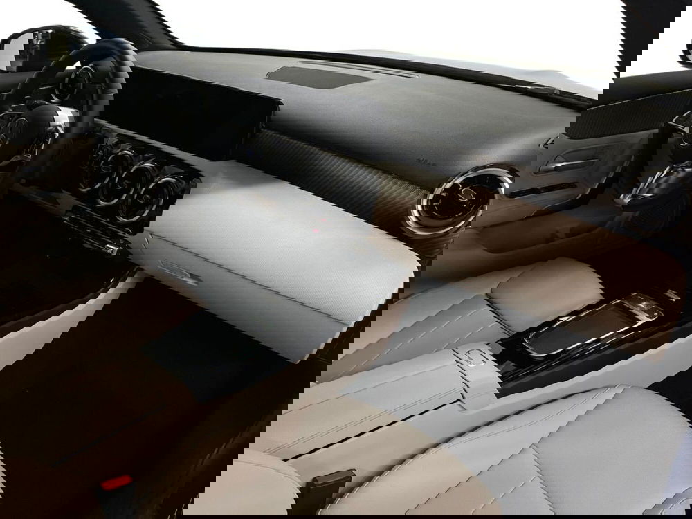 Mercedes-Benz Classe A usata a Milano (15)