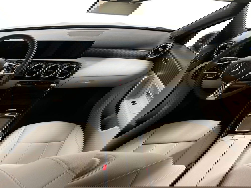 Mercedes-Benz Classe A usata a Milano (9)