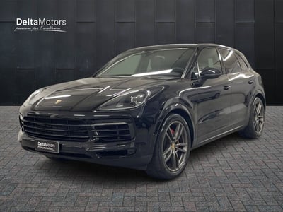 Porsche Cayenne Coup&eacute; 3.0 V6 del 2018 usata a Montecosaro