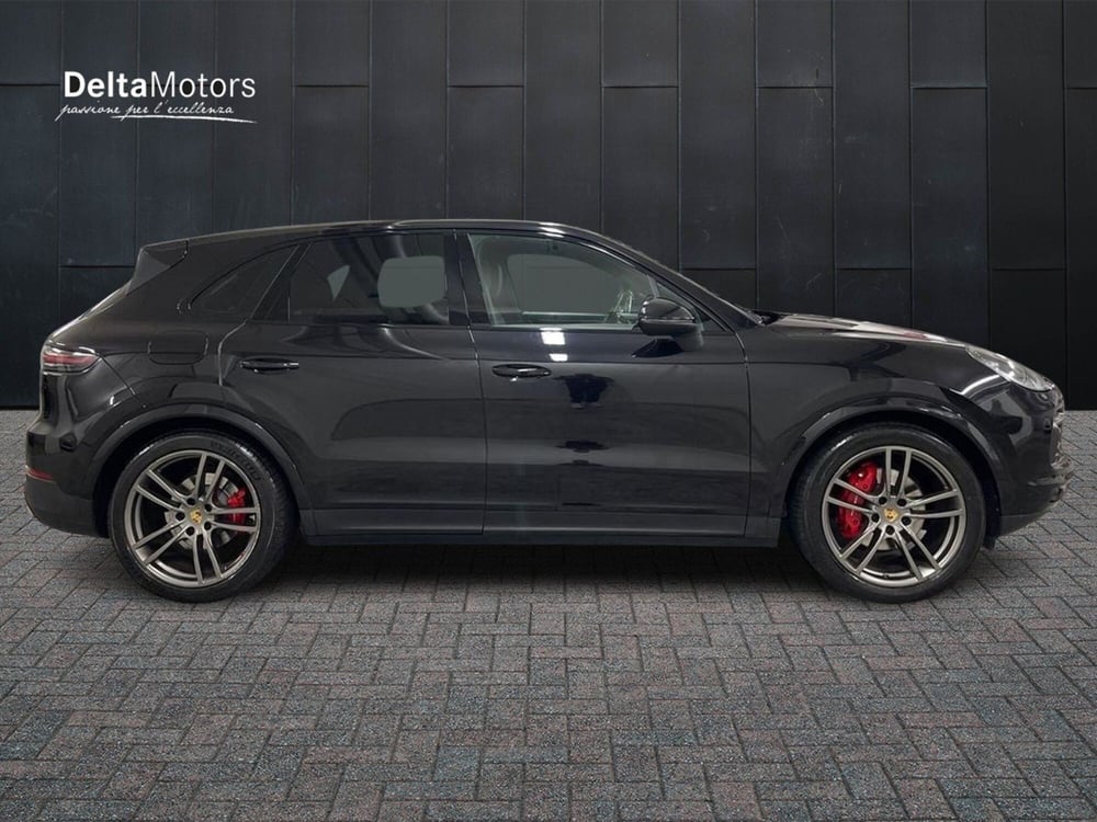 Porsche Cayenne Coupé usata a Macerata (5)