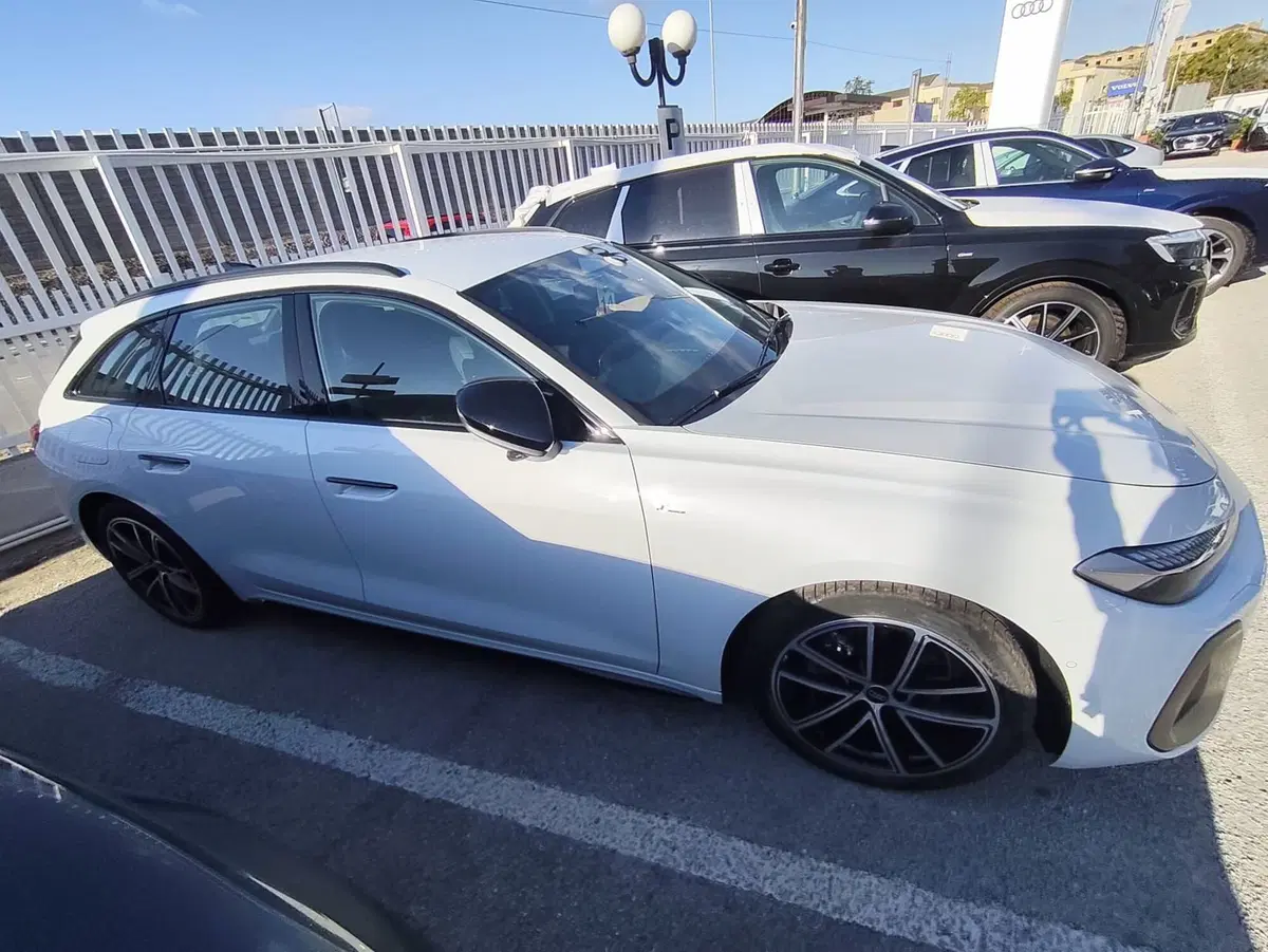 Audi A5 Avant nuova a Foggia (3)