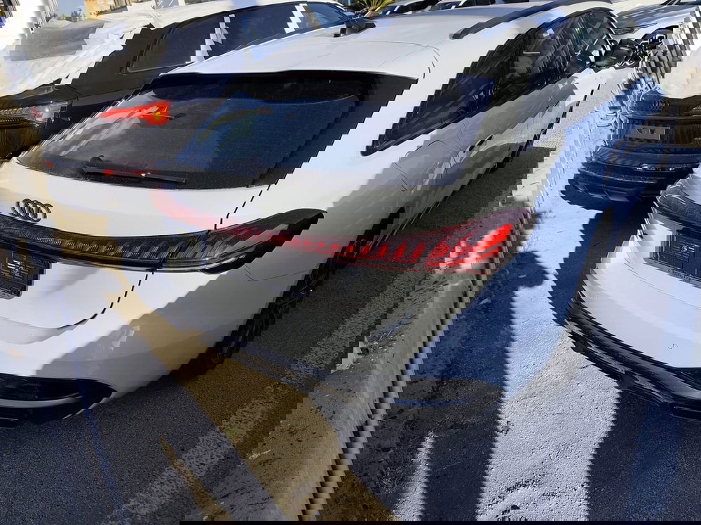 Audi A5 Avant nuova a Foggia (9)