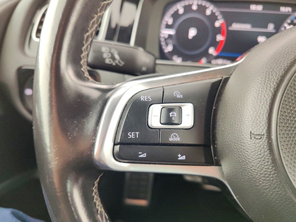 Volkswagen Golf usata a Massa-Carrara (14)