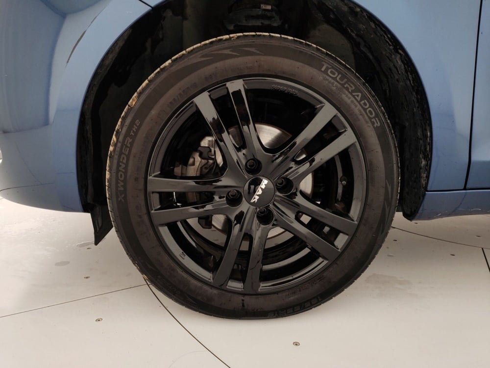 Lancia Ypsilon usata a Massa-Carrara (6)