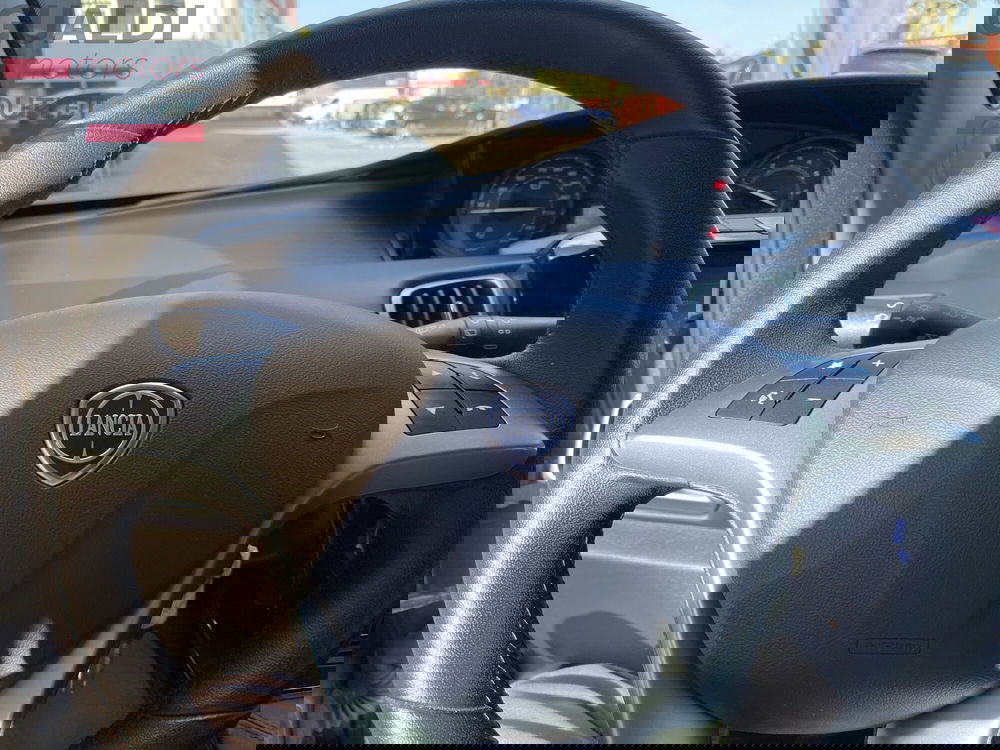 Lancia Ypsilon usata a Modena (8)