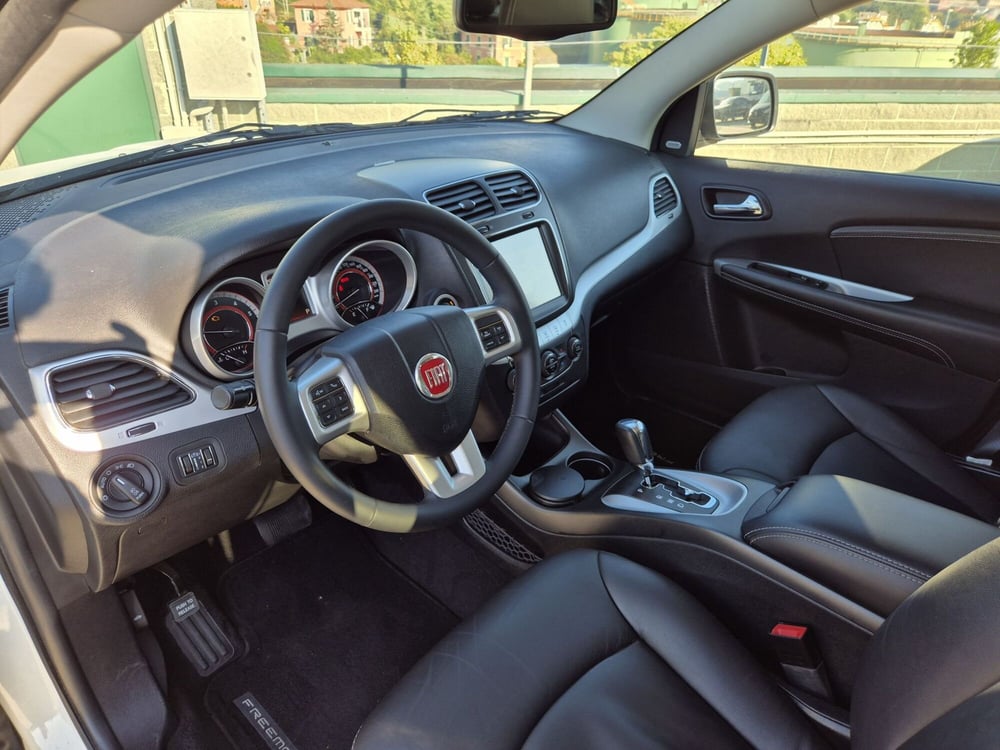Fiat Freemont usata a Asti (6)