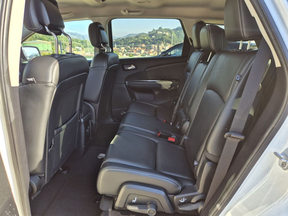 Fiat Freemont usata a Asti (7)