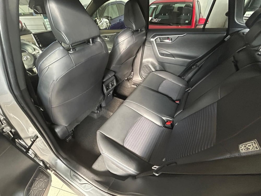 Toyota Rav4 usata a Bergamo (17)