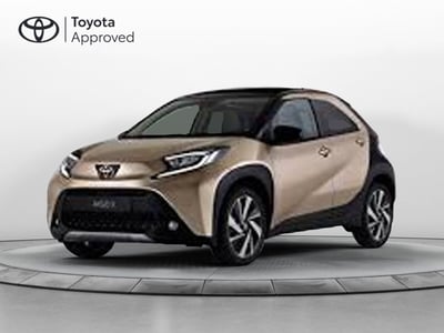Toyota Aygo X 1.0 VVT-i 72 CV 5 porte Limited Air del 2022 usata a Curno