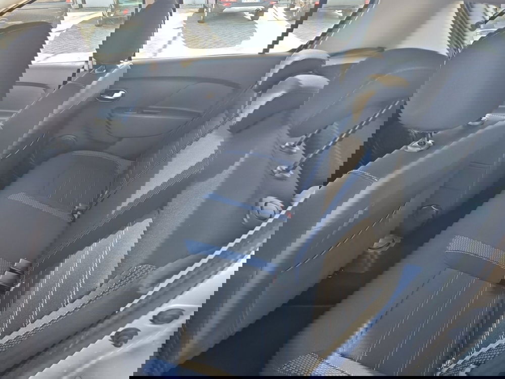 Dacia Sandero usata a Lucca (12)