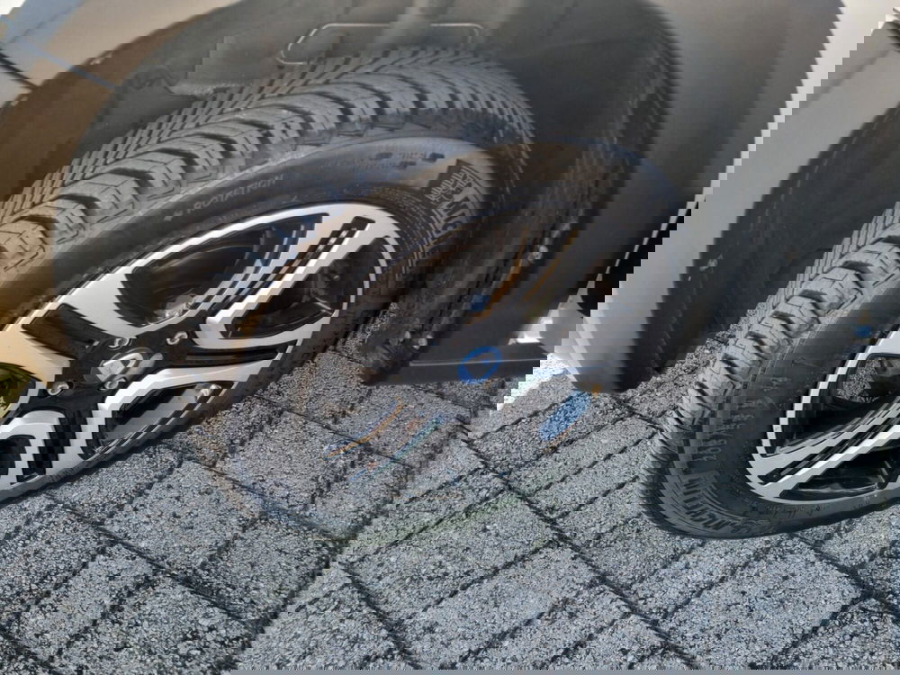 Dacia Sandero usata a Lucca (18)