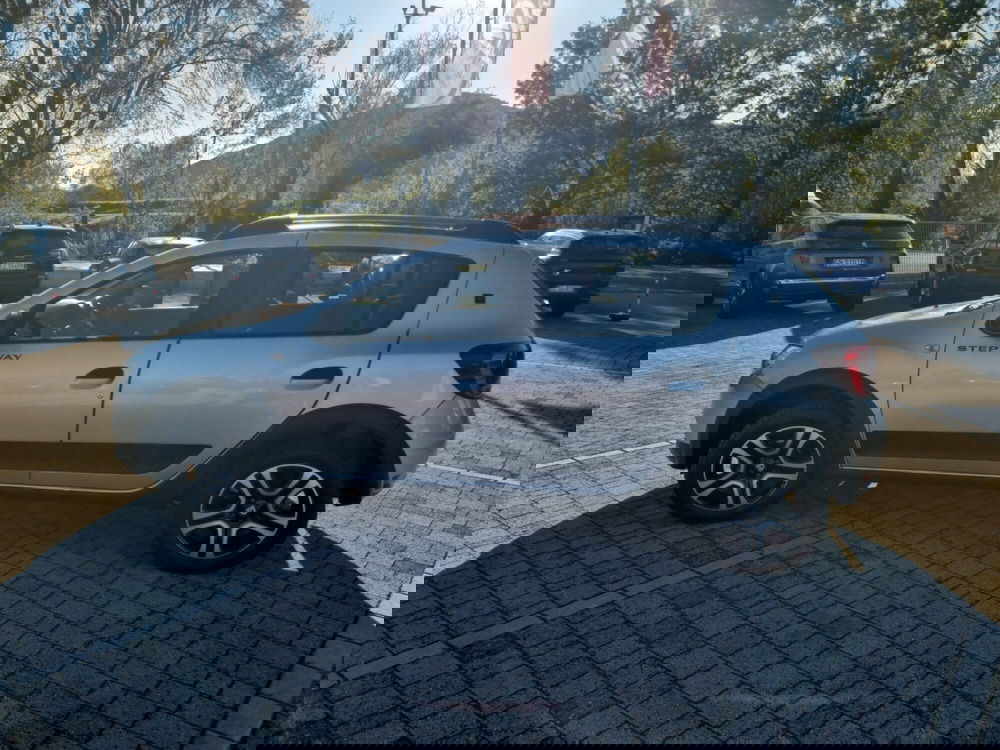 Dacia Sandero usata a Lucca (5)